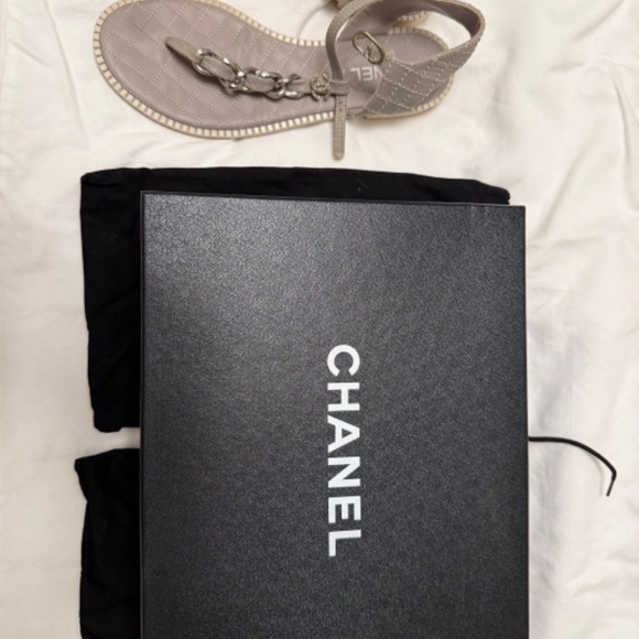 Chanel Thong Sandals - Picture 5 of 6